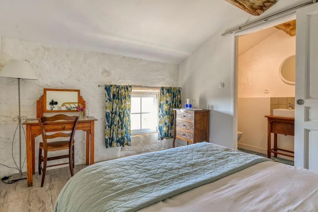 La Calade Bed and Breakfast Montouliers Exteriör bild